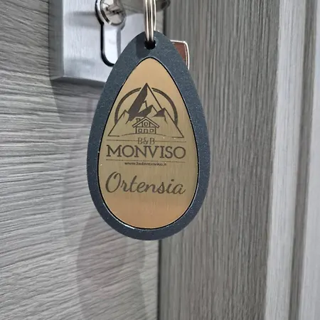 فندق مبيت وإفطار Monviso 3*